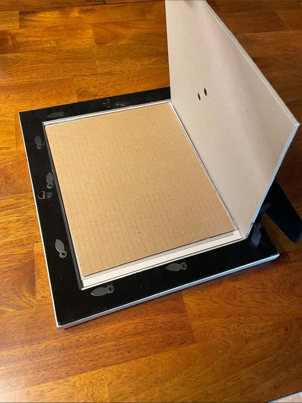 Pottery Barn 8x10 Hayes Silver Color Ribbed/Tiered Picture Frame w/4.5x6.5 Mat